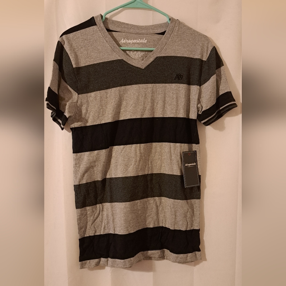 Aeropostale shirt Size (S) Black and Grey horizontal stripes